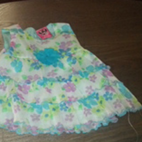 Dress - Picture 2 of 3